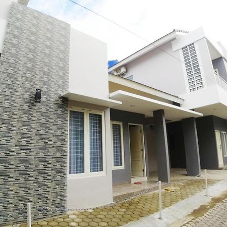 Omah Bondi Family Homestay By Fh Stay Yogyakarta Ngoại thất bức ảnh